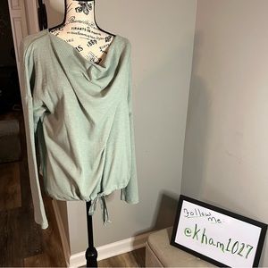 Knox Rose Long Sleeve Top with Crocheted Back and Drawstring Waist. Sz L